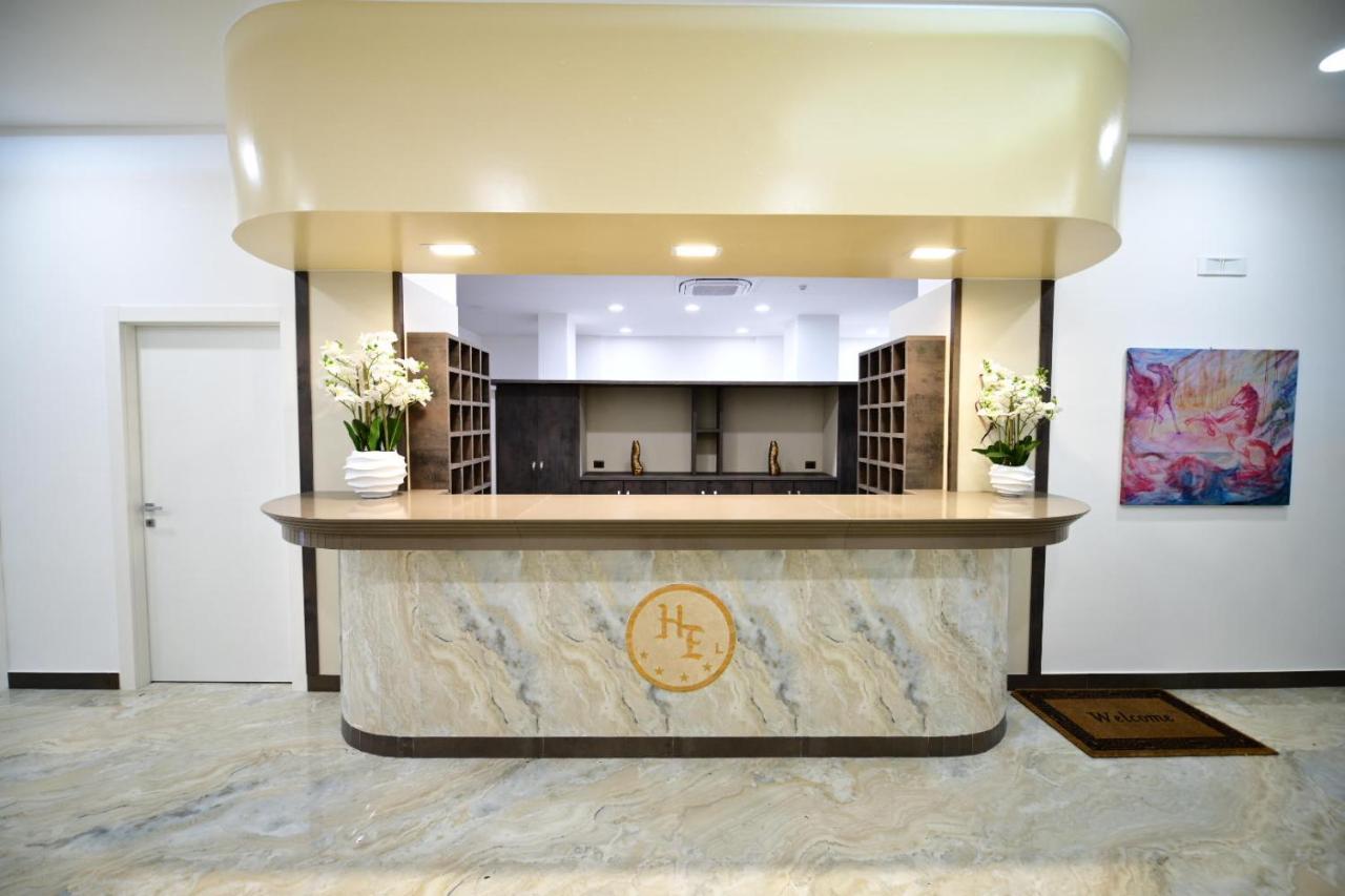 Hotel إبولي المظهر الخارجي الصورة